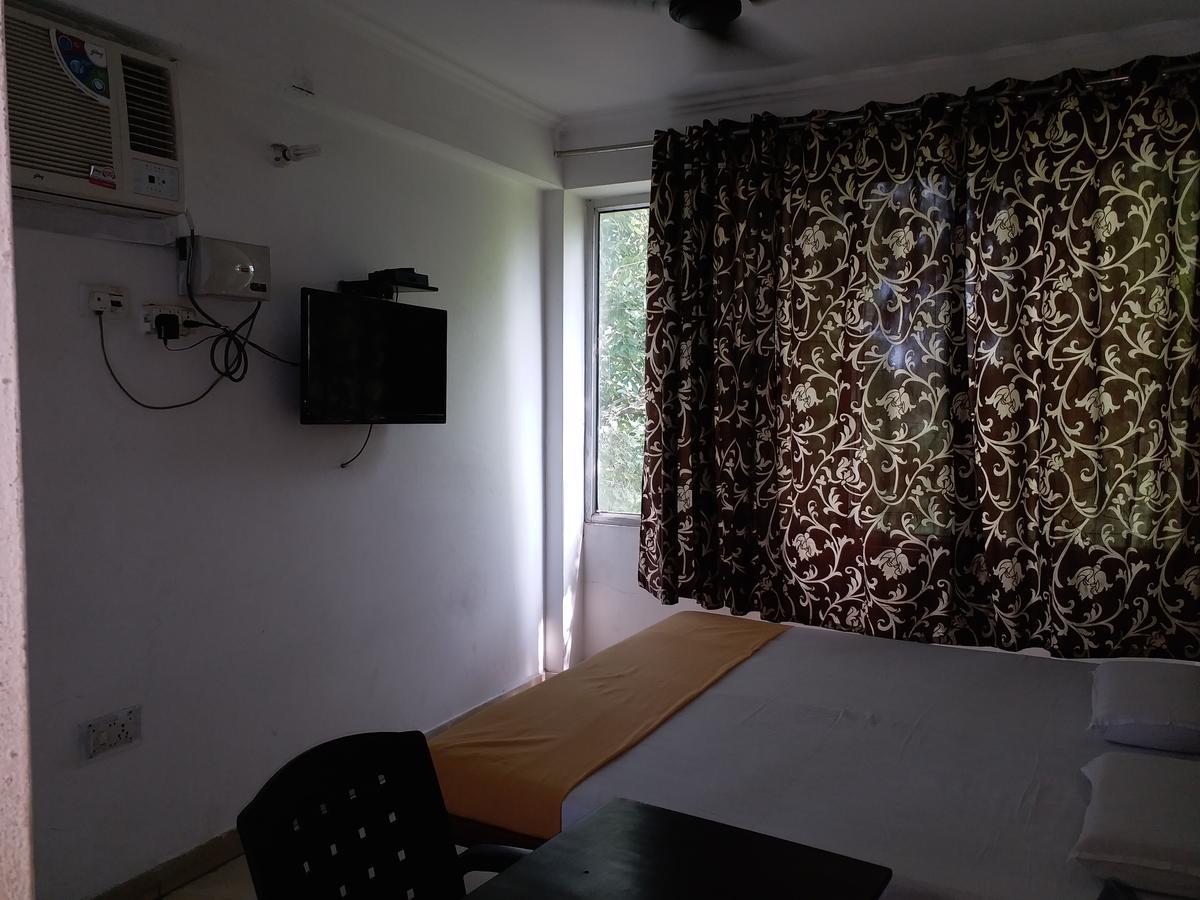 Krishna Hansraj Hotel Una  外观 照片
